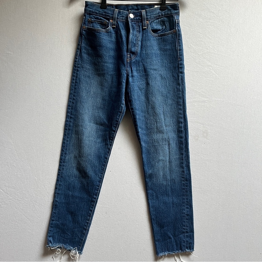 Levi's White Oak Cone Denim High Waisted Frayed Hem Button Fly Jeans Sz 27